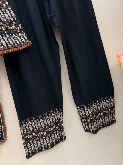 Pakistani Formal suits 4157