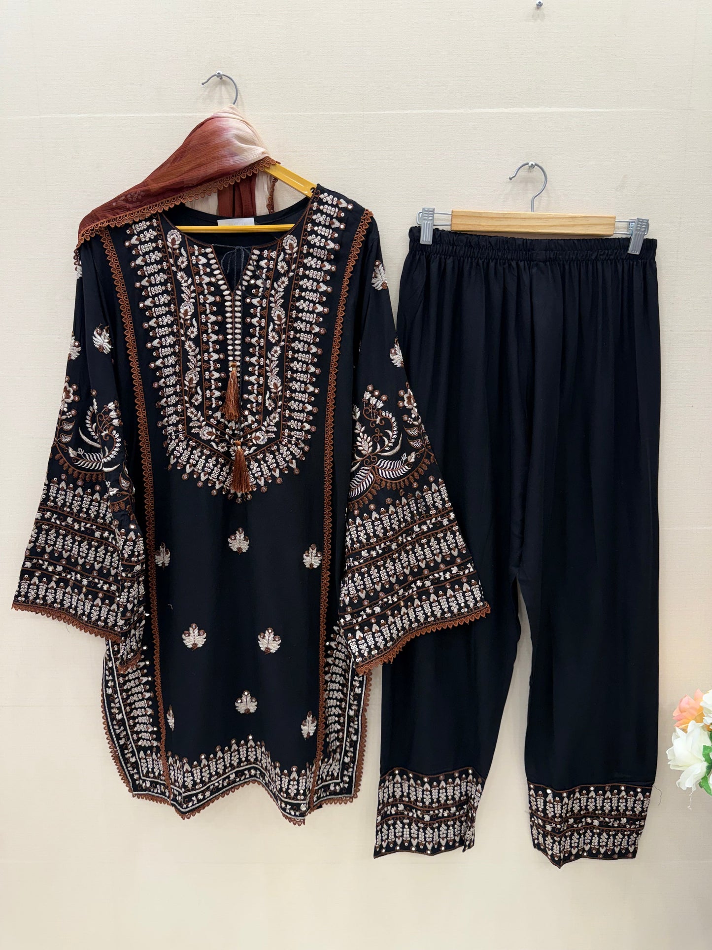 Pakistani Formal suits 4157