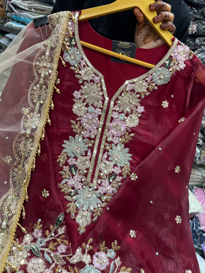 Viral Pakistani Suits 2782