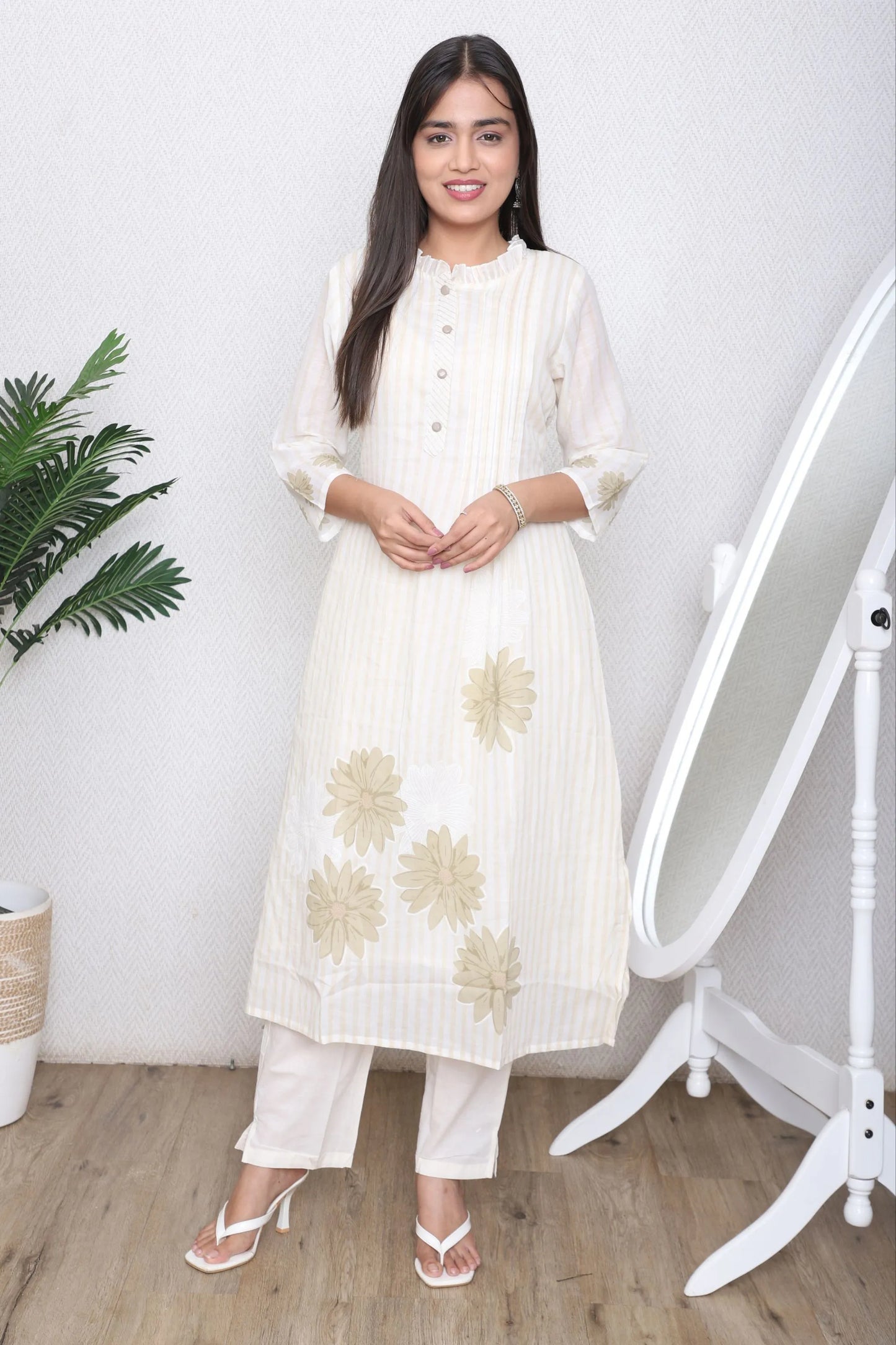 Ivory Floral Printed Kurta Set