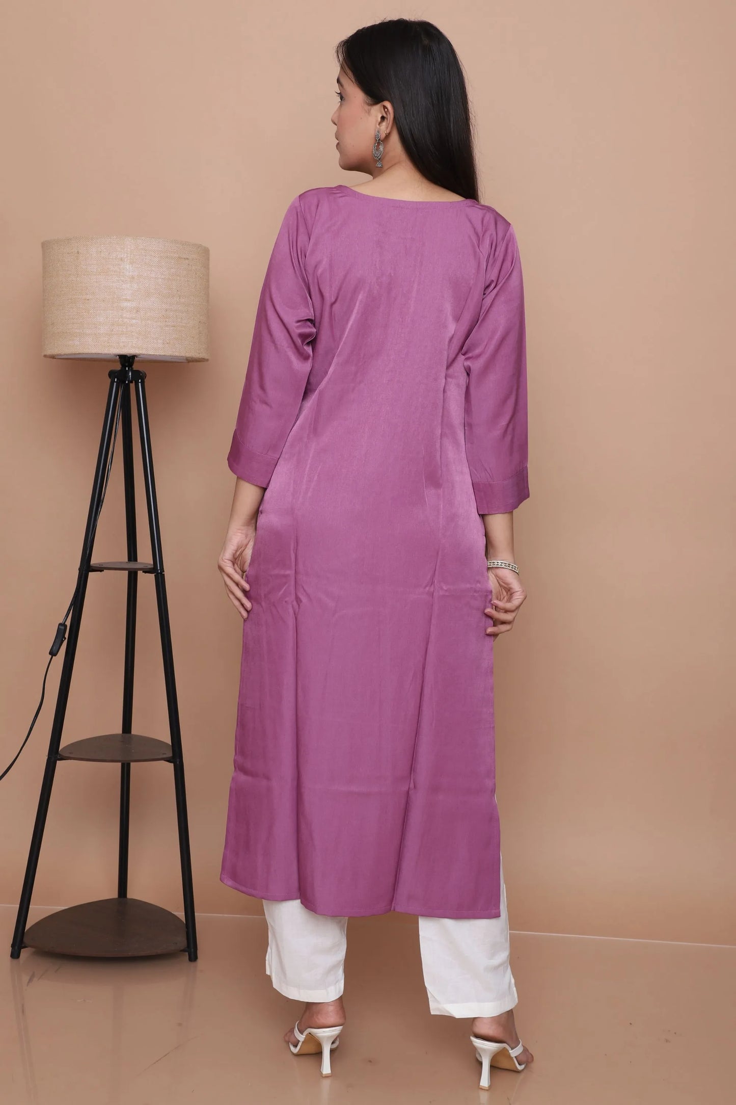 Orchid Embroidered Straight Kurta